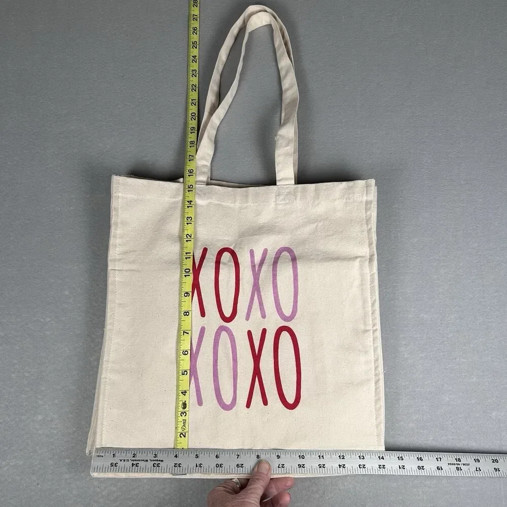 Large cotton Canvas tote bag XOXO design w/ 6 large pockets inside